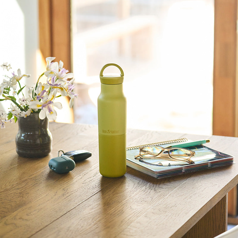12oz-rise-classic-with-arch-loop-cap-e0 12oz_rise_classic_insulated_acacia_table_square.jpg
