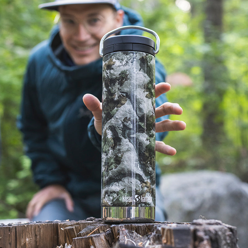 20oz-tkwide-with-cafe-cap-mossy-oak-m3 20oz_bottle_twist_mossyoak_terragila_closeup_square.jpg