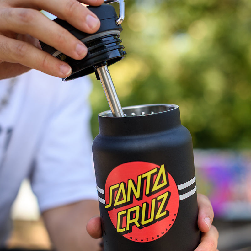 32oz-tkwide-with-twist-cap-santa-cruz-f8 32oz_tkwide_twist_water_bottle_santacruz_dot_lidoff_square.jpg