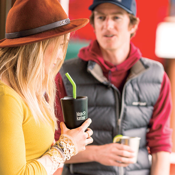 tumbler-straw-lid-with-straw-q0 K16VSSC-SB-guy-girl_style_9a499e23-5b7a-4a0d-b42e-d1b4b02627b2.jpg