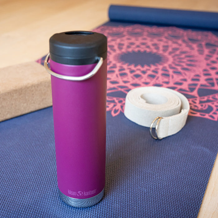 tkwide-twist-cap-with-straw-kit-i5 K20TKWPT-PP-T-TWIST-yoga_bottle_closed_lifestyle_a5ac6535-9c60-42bb-86fe-b94b5cef2b68.jpg