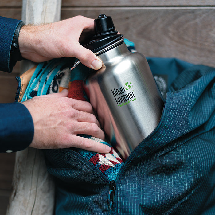 tkwide-chug-cap-d5 K64TKWSSL-BS-Chug-Cap-Out-of-Duffle_lifestyle.jpg