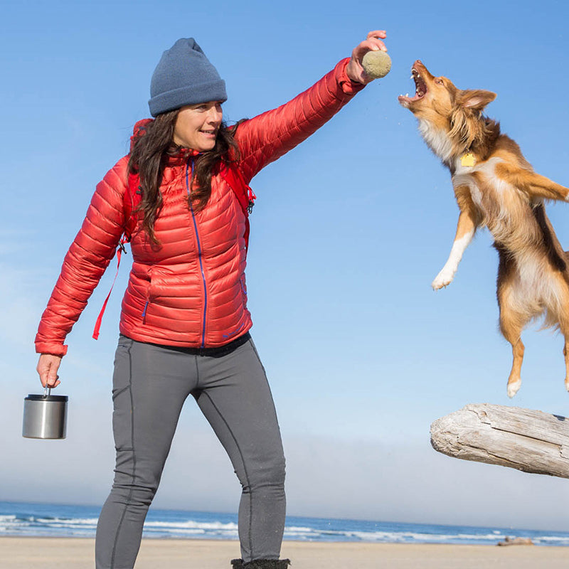 32oz-tkcanister-food-container-z1 food_canister_32oz_girl_beach_dog_jump_square.jpg