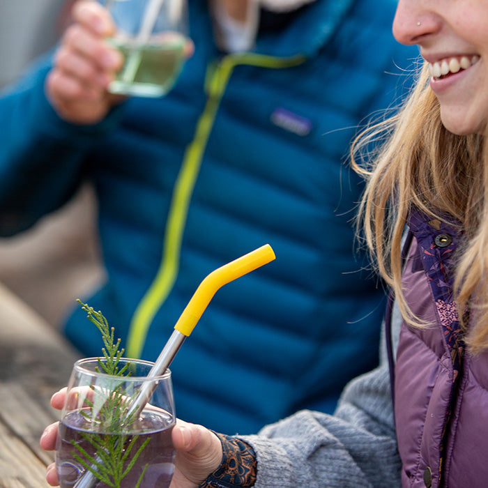 straw-4-pack-g7 recycled_steel_straw_drink_smile_lifestyle.jpg