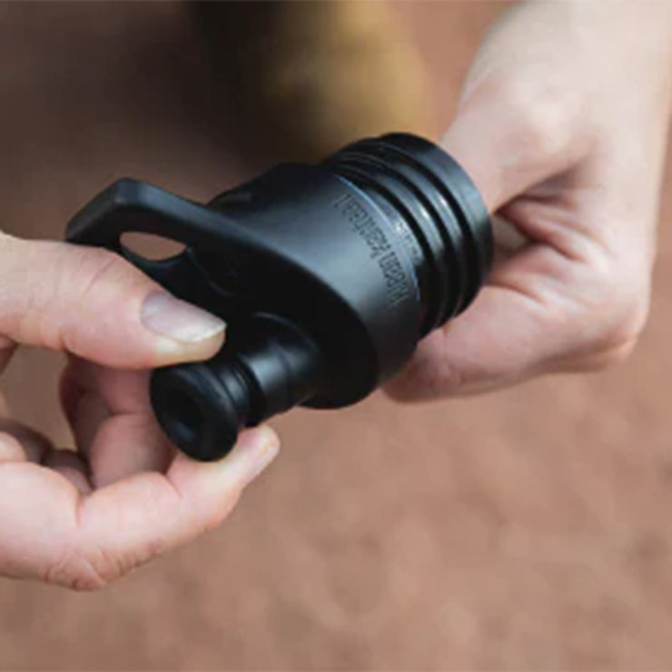 sport-cap-maintenance-kit-s2 sport_cap_maintenance_kit_pull_valve_out_lifestyle.jpg