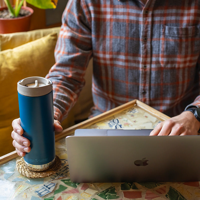16oz-tkwide-with-cafe-cap-u6 tkwide_16oz_cafe_corsair_cafe_laptop_square.jpg