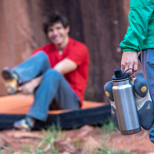 32oz-tkwide-with-chug-cap-x1 tkwide_32oz_chug_rockclimbers_square.jpg