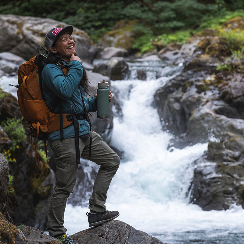 32oz-tkwide-with-twist-cap-w8 tkwide_32oz_insulated_bottle_twist_backpack_river_guy_square.jpg